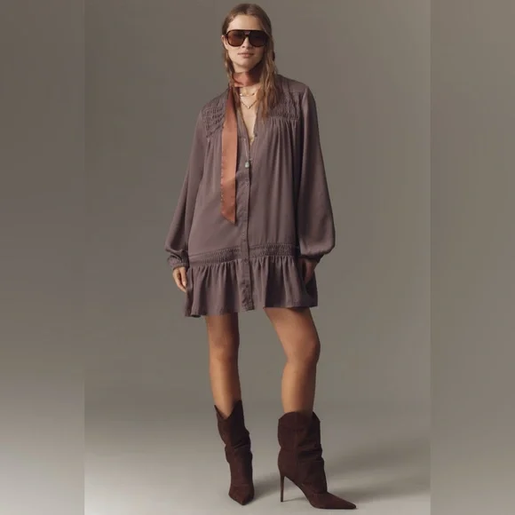 Pilcro Long-Sleeve V-Neck Mini Shirt Dress in Shark - Picture 2 of 4